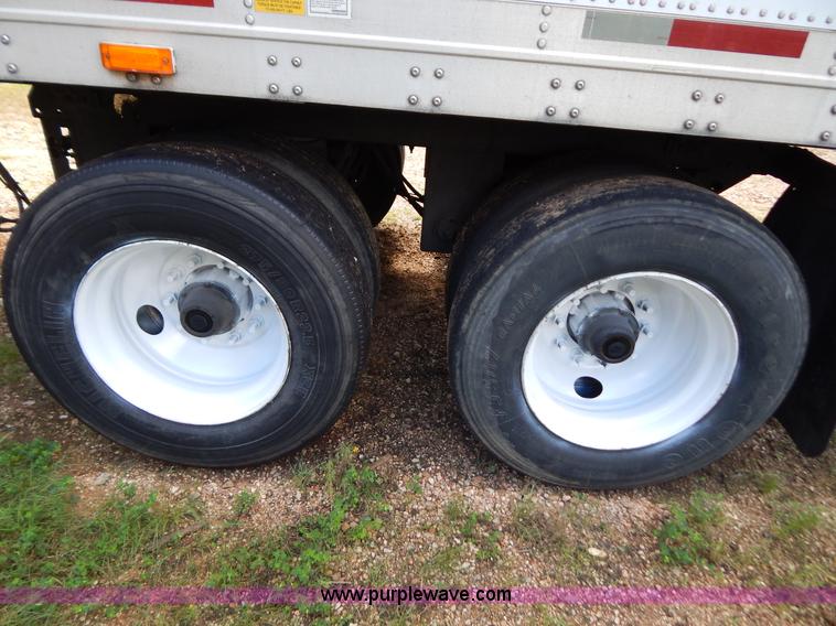 image for item B5884 2005 Wabash 53' reefer trailer