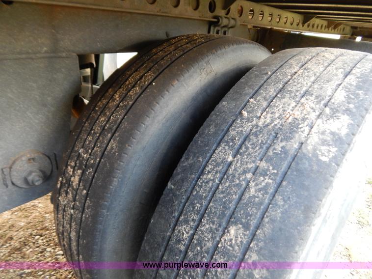 image for item B5884 2005 Wabash 53' reefer trailer