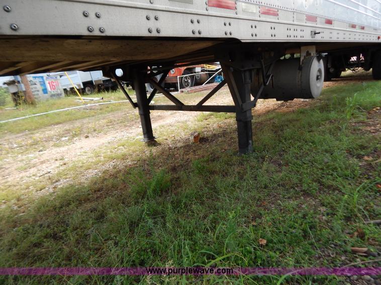 image for item B5884 2005 Wabash 53' reefer trailer