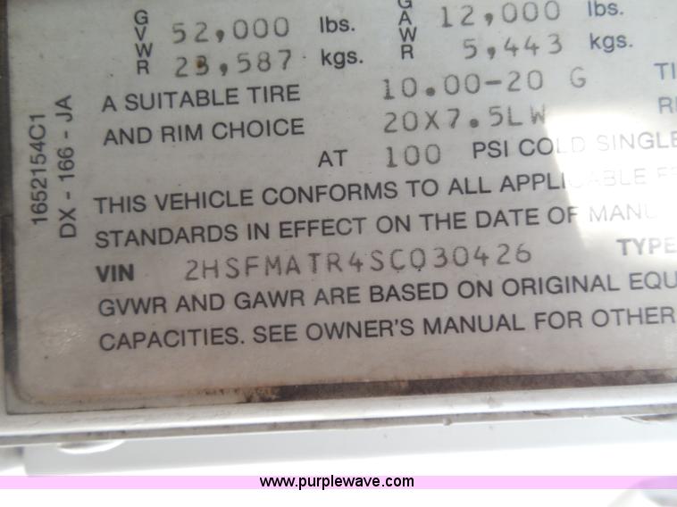 image for item D5973 1995 International 9200 semi truck