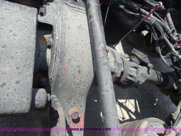 image for item E7697 2000 Freightliner Century Class semi truck