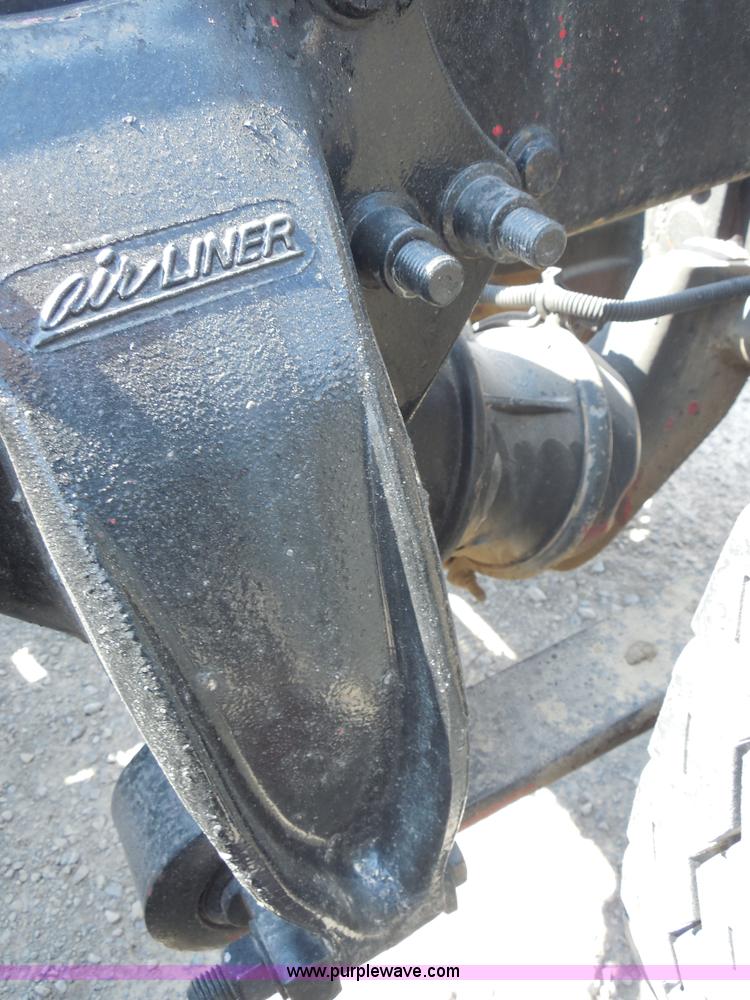 image for item E7697 2000 Freightliner Century Class semi truck