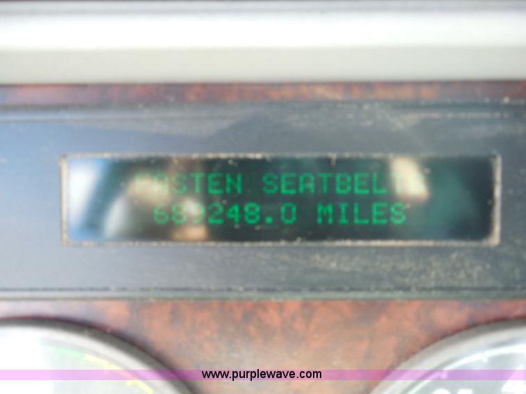 image for item E7697 2000 Freightliner Century Class semi truck