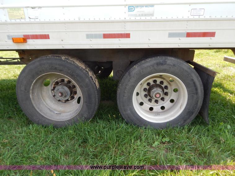 image for item G3418 1996 Utility 48' reefer trailer