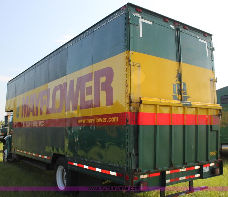 image for item G4042 1996 International 4700 box truck