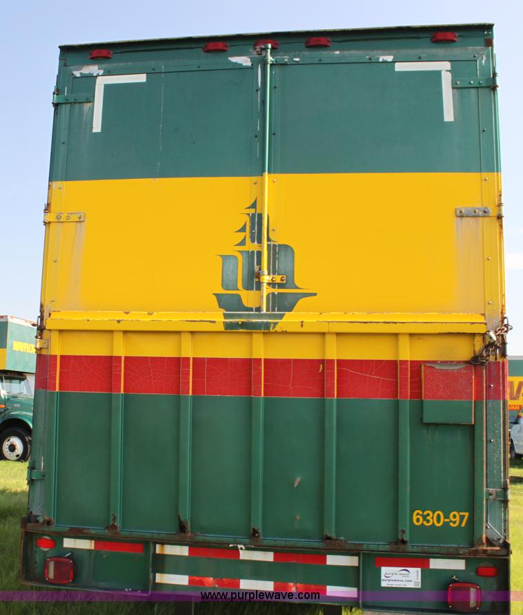 image for item G4042 1996 International 4700 box truck