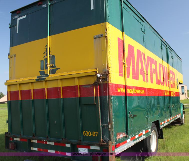 image for item G4042 1996 International 4700 box truck