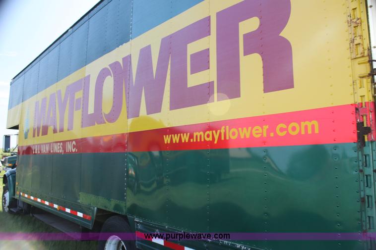 image for item G4042 1996 International 4700 box truck