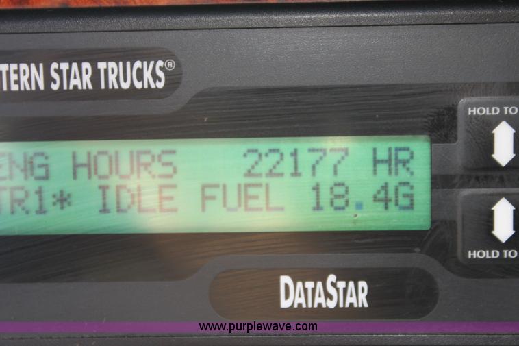 image for item G4127 2006 Western Star 4900EX semi truck