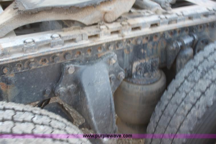 image for item G4127 2006 Western Star 4900EX semi truck