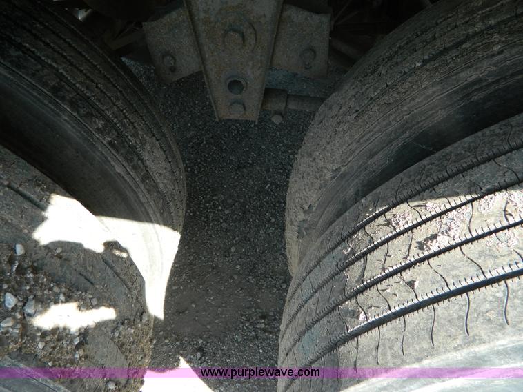 image for item G7992 1998 Great Dane dry van trailer