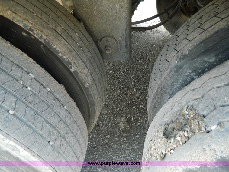 image for item G7993 2000 Great Dane 7411TP-SA dry van trailer