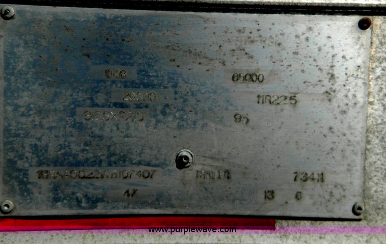 image for item G7994 1998 Great Dane dry van trailer