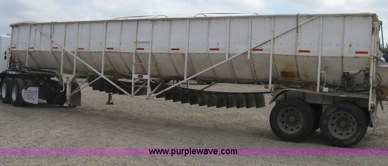 image for item H6314 1998 Trinity 43' belt trailer