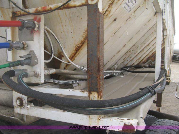 image for item H6314 1998 Trinity 43' belt trailer