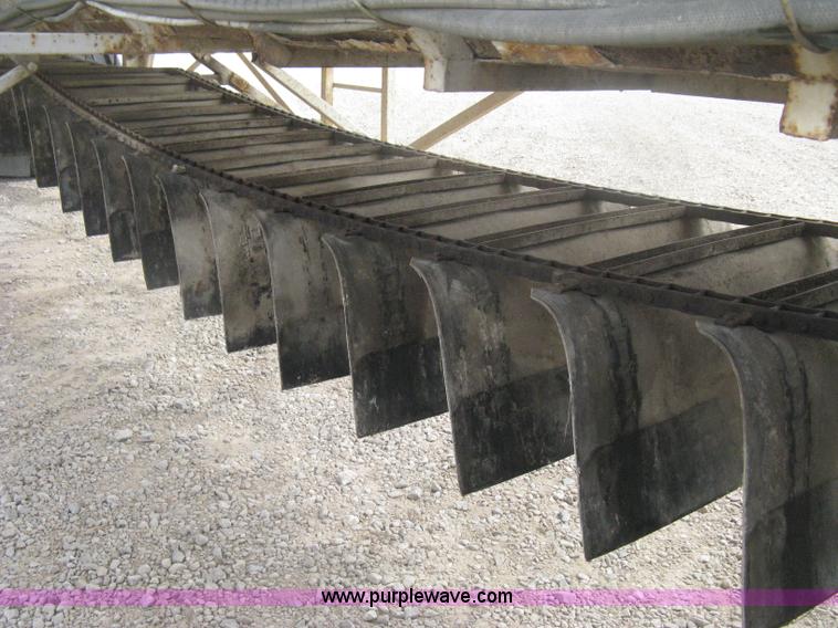 image for item H6314 1998 Trinity 43' belt trailer