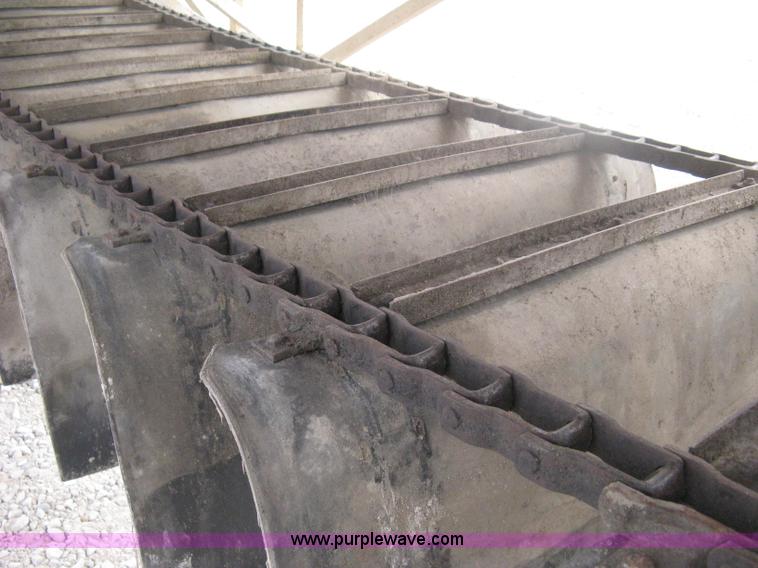 image for item H6314 1998 Trinity 43' belt trailer