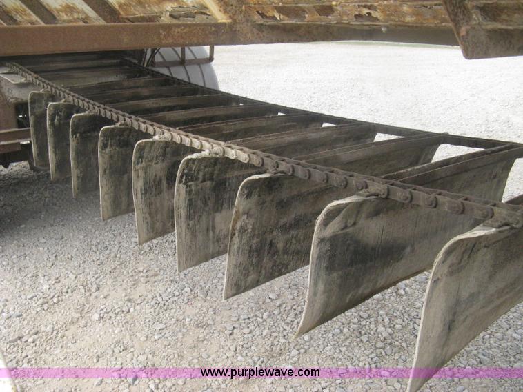 image for item H6314 1998 Trinity 43' belt trailer