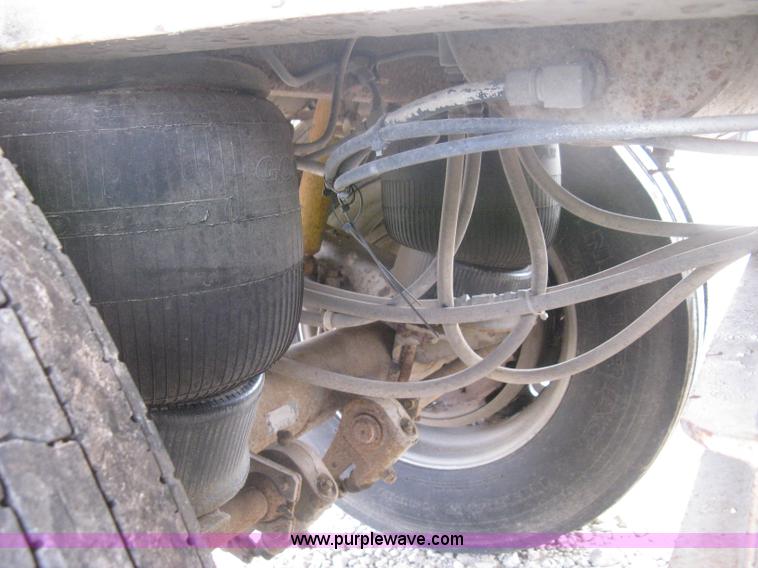 image for item H6314 1998 Trinity 43' belt trailer