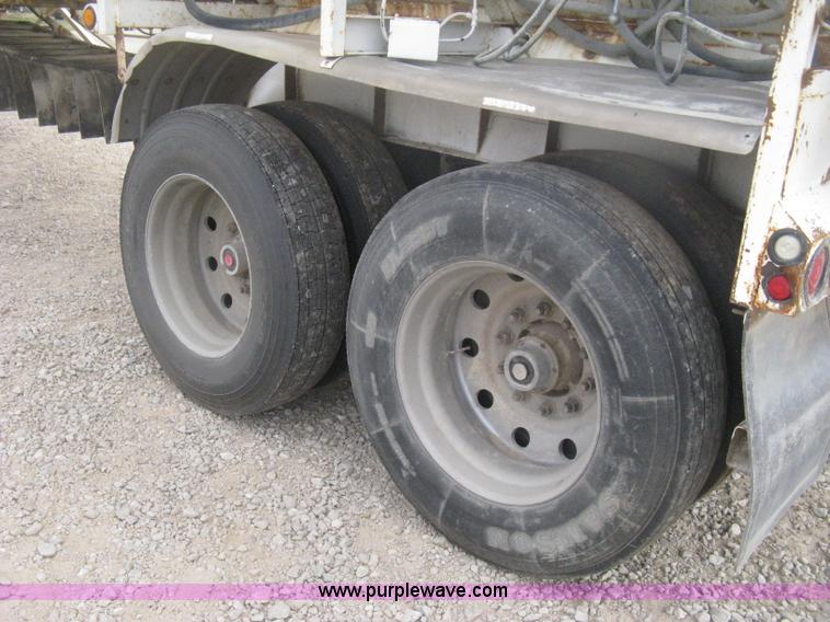 image for item H6314 1998 Trinity 43' belt trailer