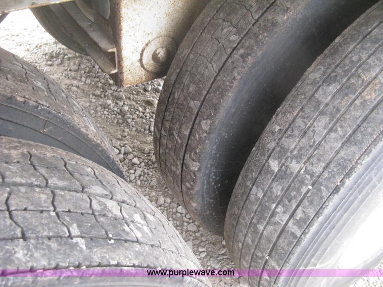 image for item H6314 1998 Trinity 43' belt trailer