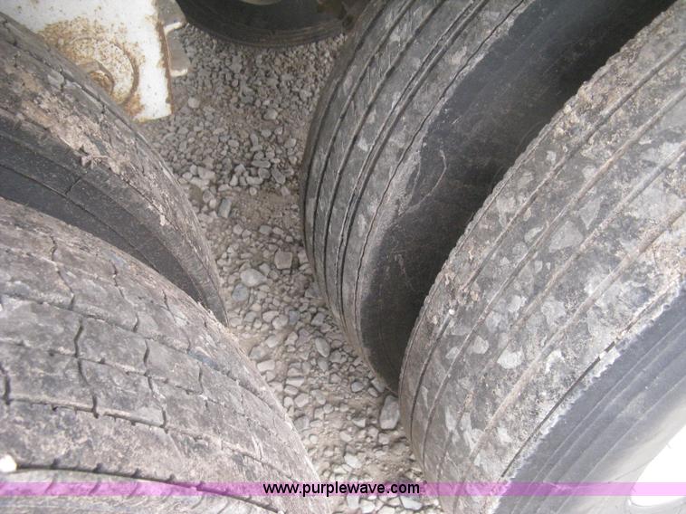 image for item H6314 1998 Trinity 43' belt trailer