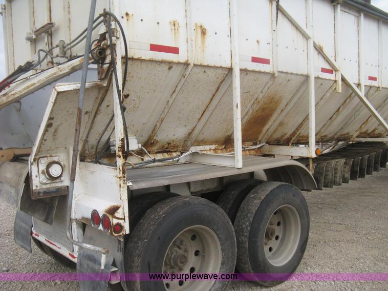 image for item H6314 1998 Trinity 43' belt trailer