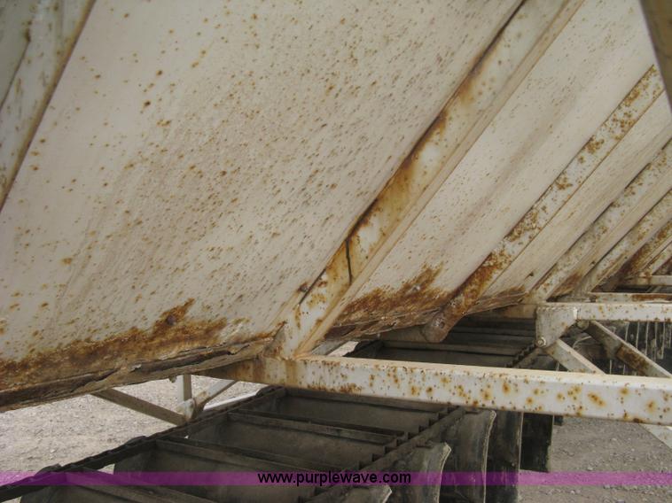 image for item H6314 1998 Trinity 43' belt trailer