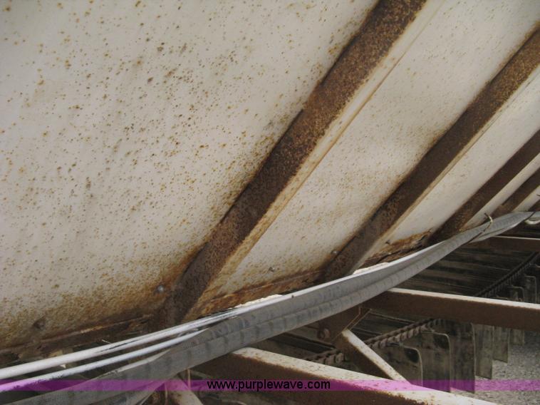 image for item H6314 1998 Trinity 43' belt trailer