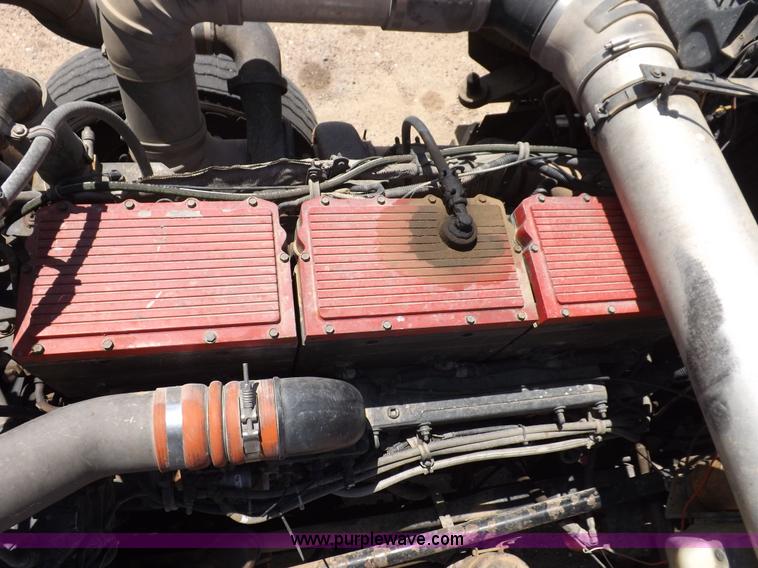 image for item H7013 1995 Kenworth W900 semi truck