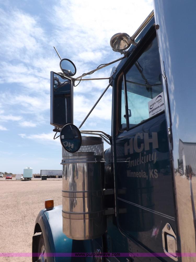 image for item H7013 1995 Kenworth W900 semi truck