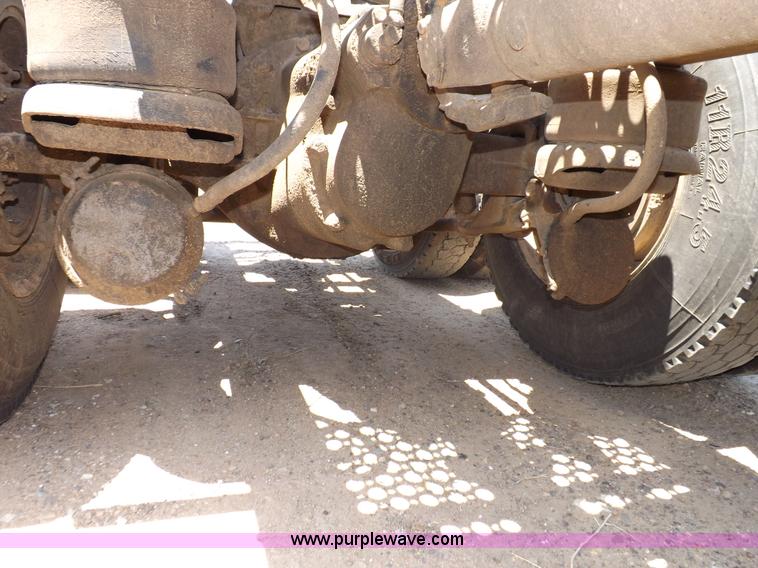 image for item H7013 1995 Kenworth W900 semi truck