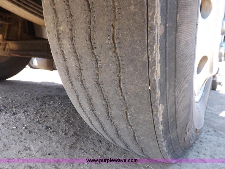 image for item H7013 1995 Kenworth W900 semi truck