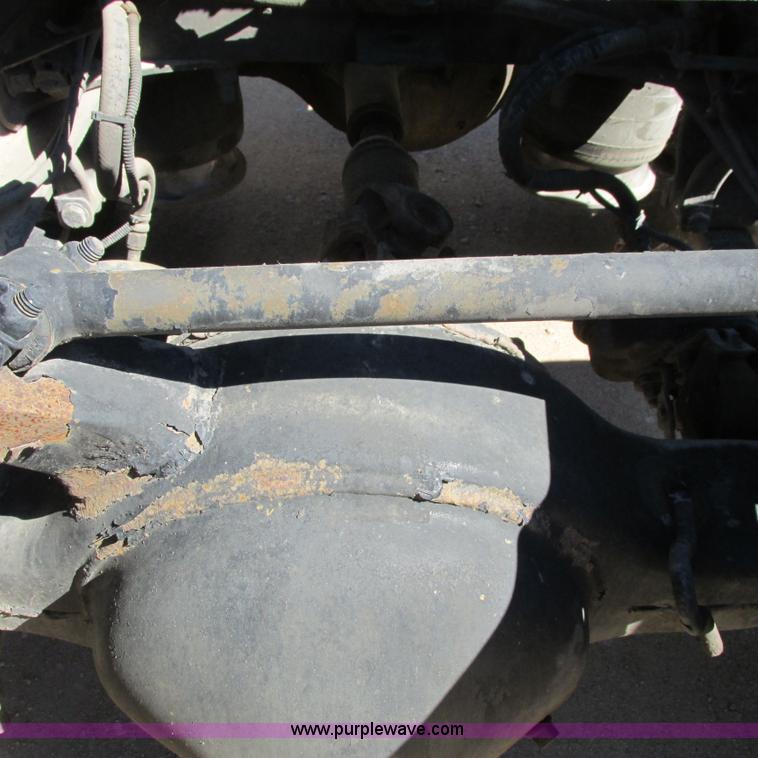 image for item I4980 2002 Freightliner Century Class ST120 semi truck