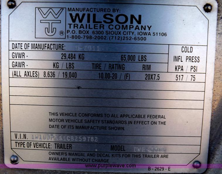 image for item I7586 2012 Wilson DWH 550B Pacesetter grain trailer