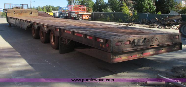 image for item A8646 2008 Ledwell LW53HT3-10-PB Hydratail triple axle trailer