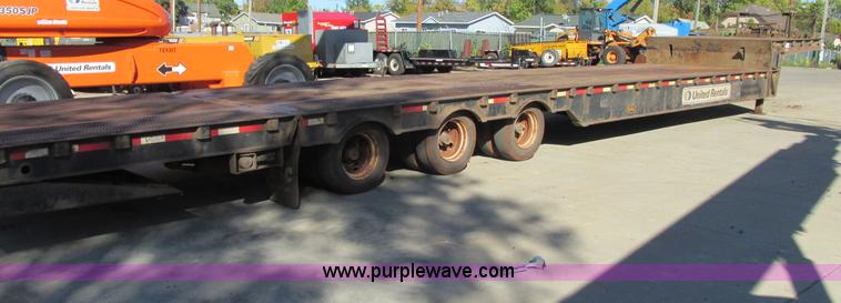 image for item A8646 2008 Ledwell LW53HT3-10-PB Hydratail triple axle trailer