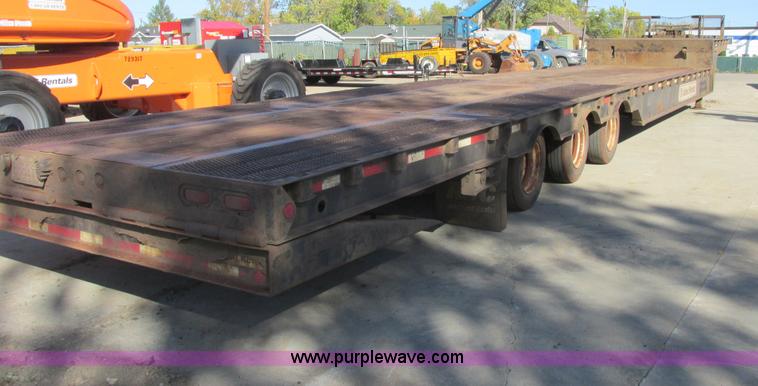 image for item A8646 2008 Ledwell LW53HT3-10-PB Hydratail triple axle trailer
