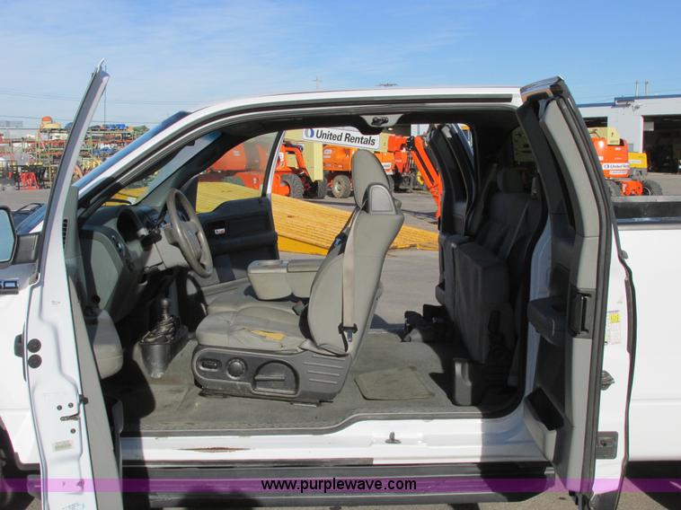 image for item A8647 2007 Ford F150 pickup truck