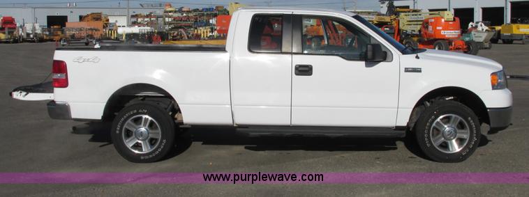 image for item A8647 2007 Ford F150 pickup truck