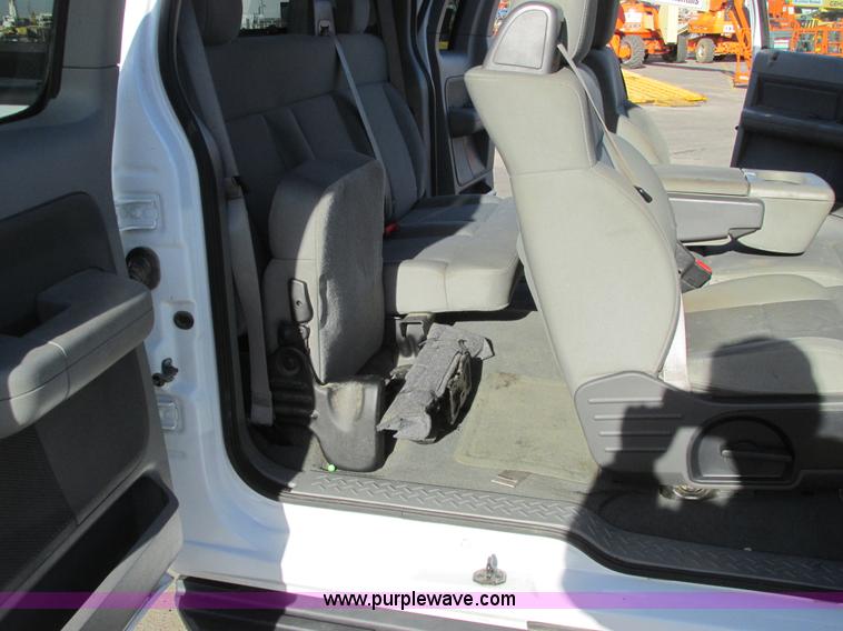 image for item A8647 2007 Ford F150 pickup truck