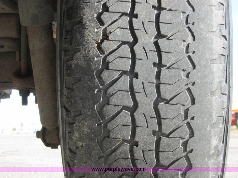 image for item A8647 2007 Ford F150 pickup truck