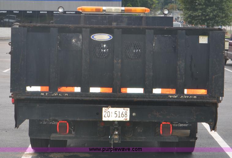 image for item C1456 2004 Ford F450 Super Duty utility truck