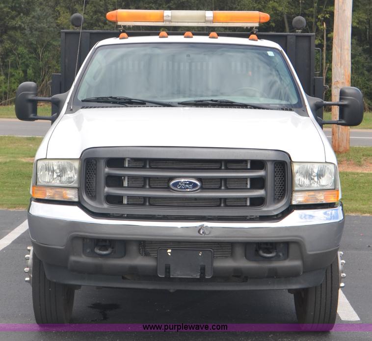 image for item C1456 2004 Ford F450 Super Duty utility truck
