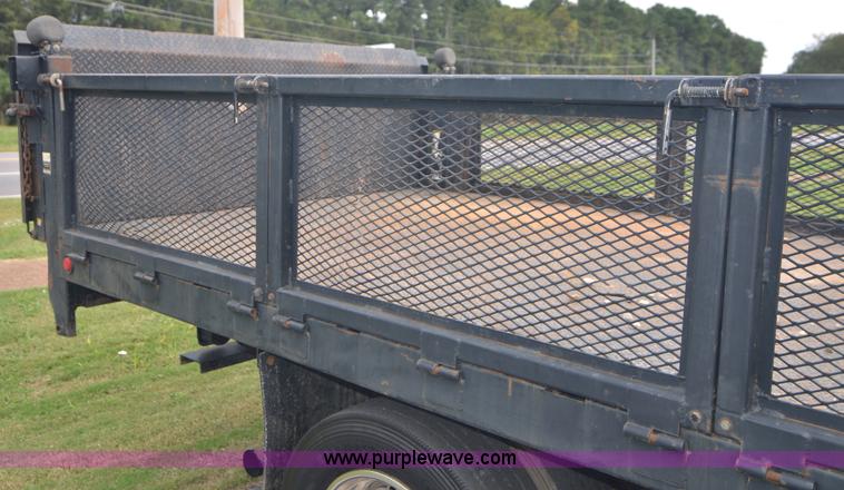 image for item C1456 2004 Ford F450 Super Duty utility truck