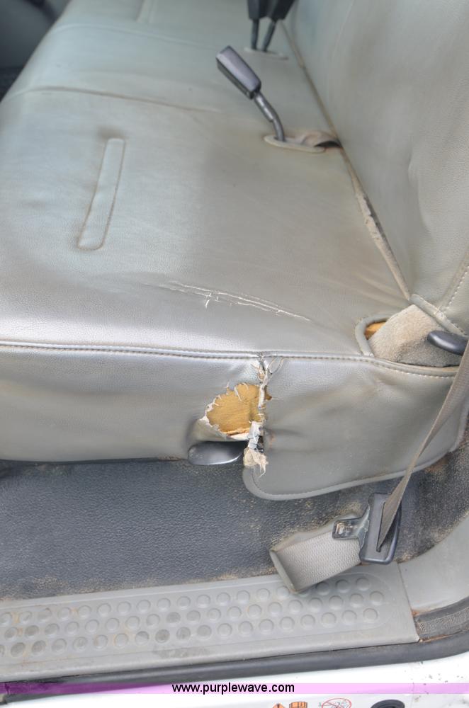 image for item C1456 2004 Ford F450 Super Duty utility truck