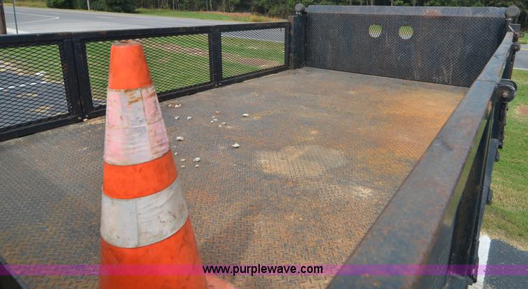 image for item C1456 2004 Ford F450 Super Duty utility truck