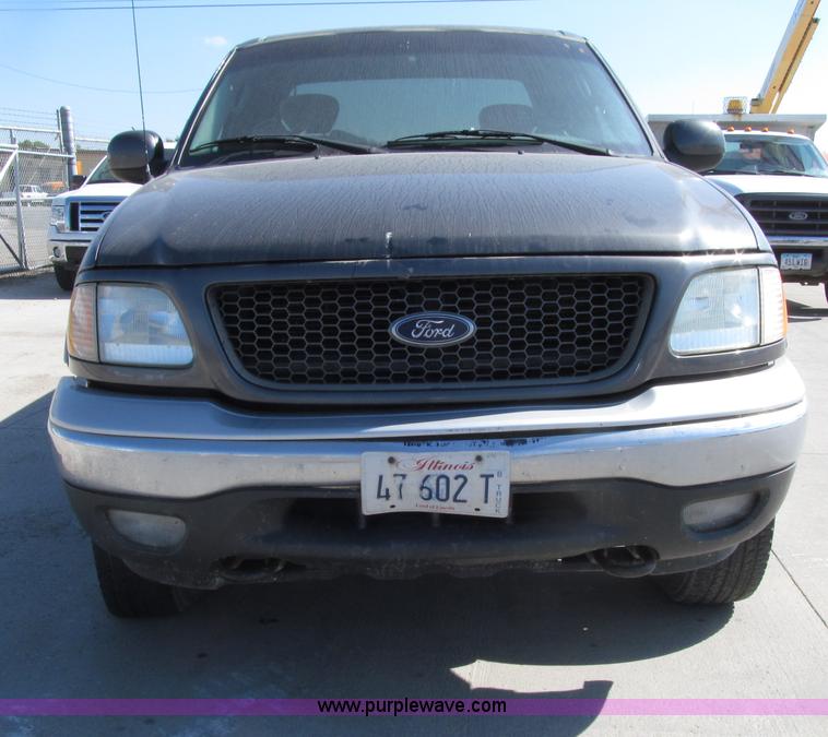 image for item E4561 2003 Ford F150 XLT SuperCab pickup truck