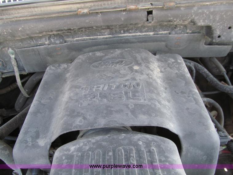 image for item E4561 2003 Ford F150 XLT SuperCab pickup truck