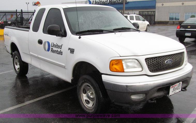 image for item E4595 2004 Ford F150 Heritage XLT SuperCab pickup truck